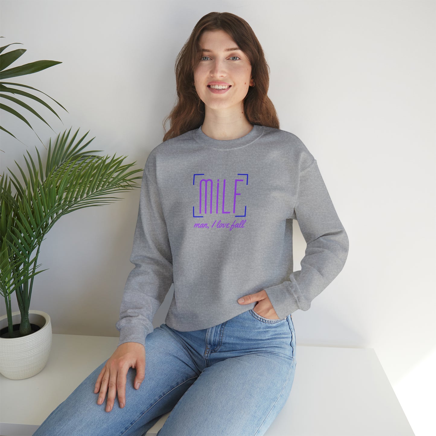 Man, I love fall T-shirt / Sweatshirt | Unisex Heavy Blend™ Crewneck Sweatshirt